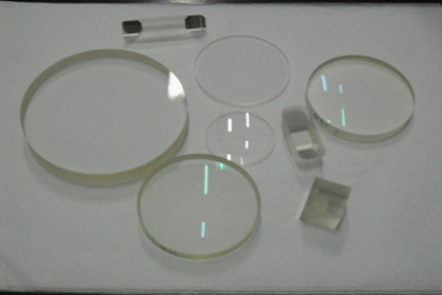 上海棱鏡加工技術(shù)解析 價(jià)格因素與上海晶卓光電科技的品質(zhì)選擇
